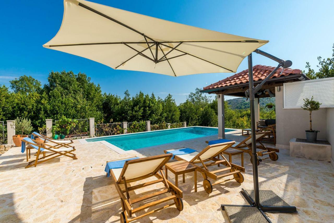 Villa Doli - Lovely Holiday Home With Private Pool Exterior photo