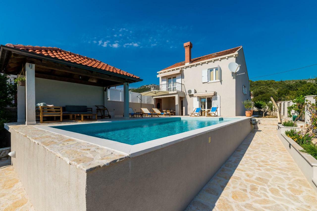 Villa Doli - Lovely Holiday Home With Private Pool Exterior photo